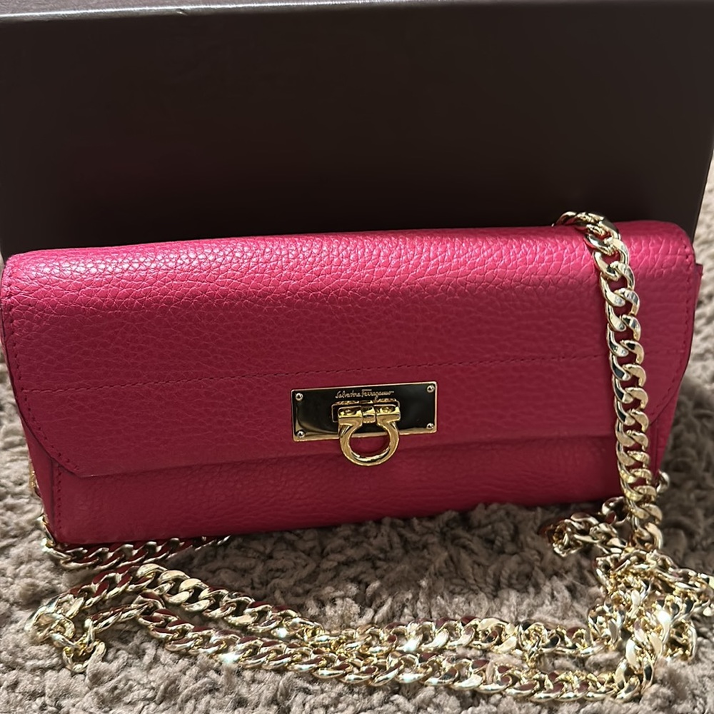 Authentic Salvatore Ferragamo Wallet - Picture 2 of 8